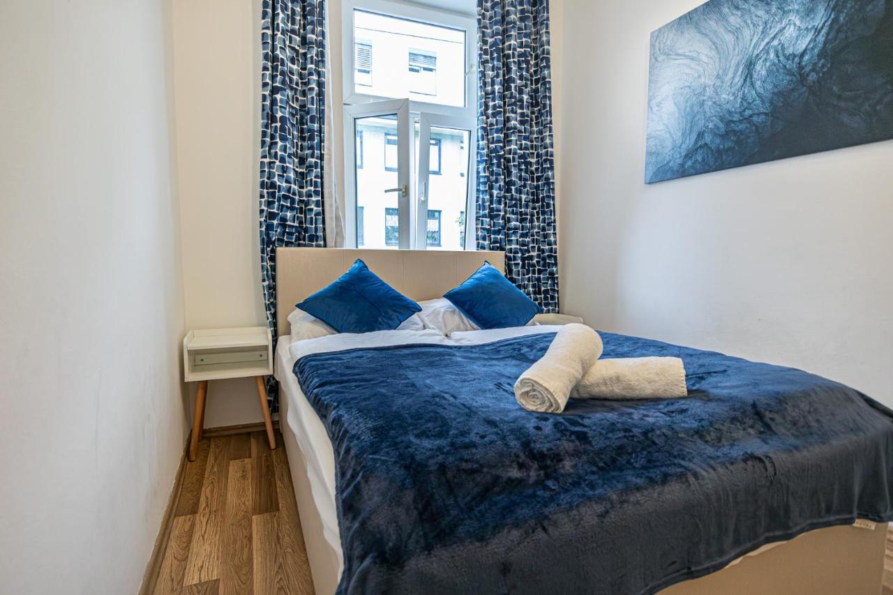 Modern Comforts: Chic Studio Apt Centrally Located فيينا المظهر الخارجي الصورة